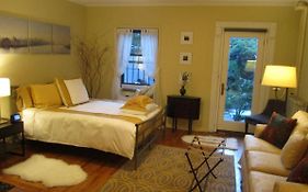 Fully Furnished Entire Floor Apartment In Historic Harlem